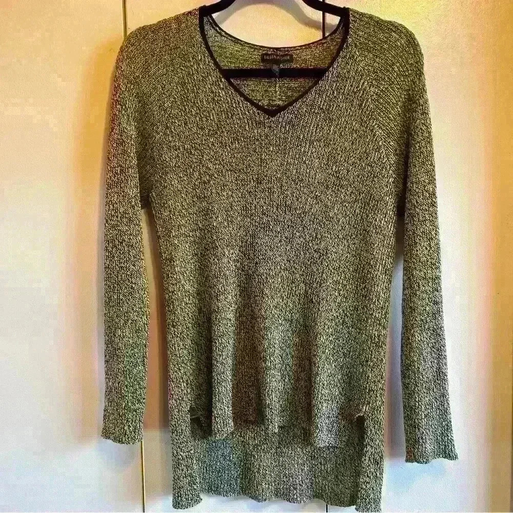 EILEEN FISHER black-beige marled V-neck sweater in linen-wool blend. Long. Med